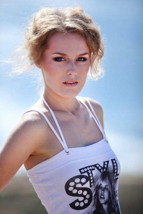 1g3K0w7T7l4K fapit cc 004