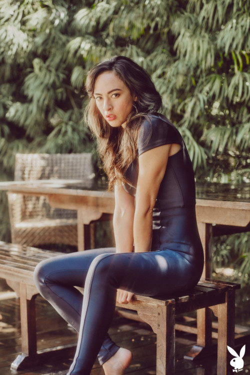 1k1Q7h1B0x4X fapit cc 01