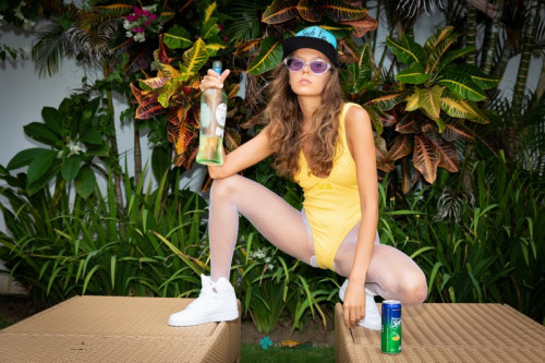 1e1Y0b4U5k0E fapit cc 05