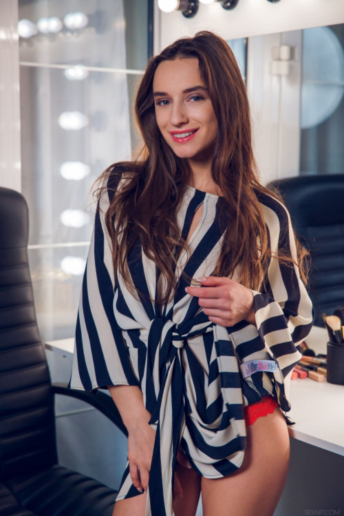 1x4V4g4L9u4B fapit cc 003