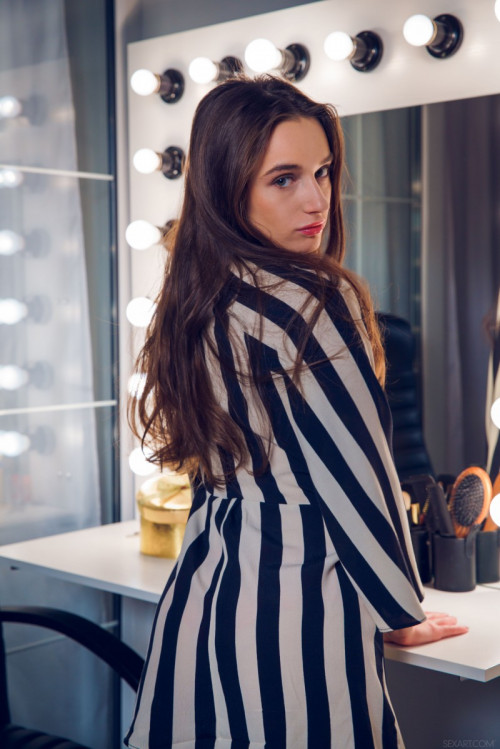 1x4V4g4L9u4B fapit cc 004