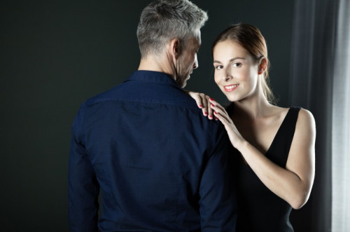 1g6B7l8L2u4Y fapit cc 003