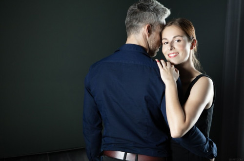 1g6B7l8L2u4Y fapit cc 005