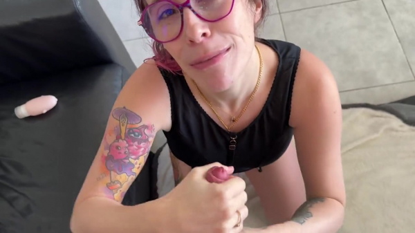 NEW JacquieEtMichelTV – Magdalena Medusa, 29 years old, from Dijon!